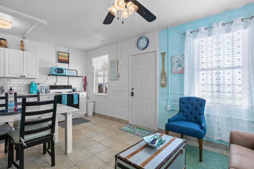 Mermaids Grotto Waterfront 1Br Apt With Bay View Villa Tampa Exterior photo